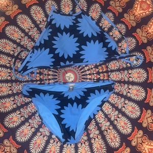 cute aerie bathing suit:) never worn